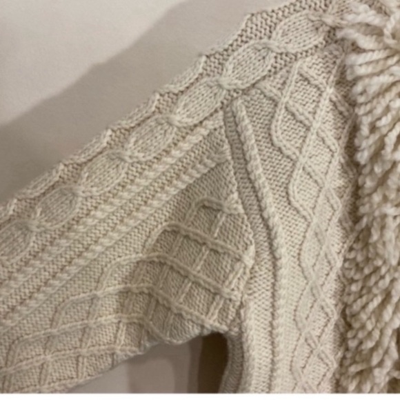 Tory Burch Fringe Pom Pom Crewneck Sweater Size XS Cream - Picture 8 of 14